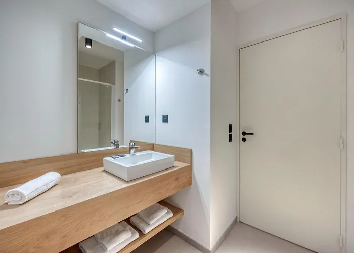 KOSY APPART'HÔTELS - Résidence du Lac Aix-les-Bains